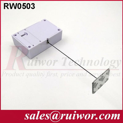 China Un rollo de alambre retráctil. proveedor