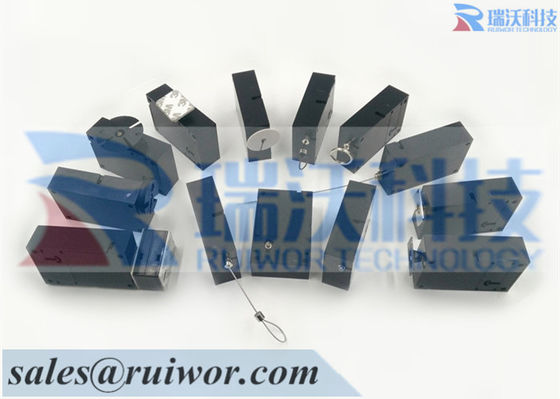 Un cordón de seguridad retráctil. proveedor