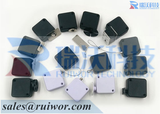 Un cordón de seguridad retráctil. proveedor