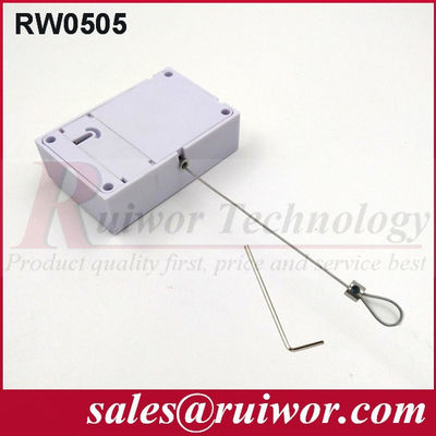 El cable de seguridad enrollado. proveedor