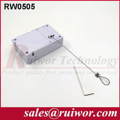 El cordón de cable de acero retráctil. proveedor